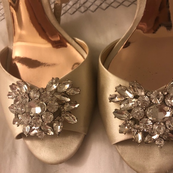Badgley Mischka jeweled heels - Picture 2 of 3